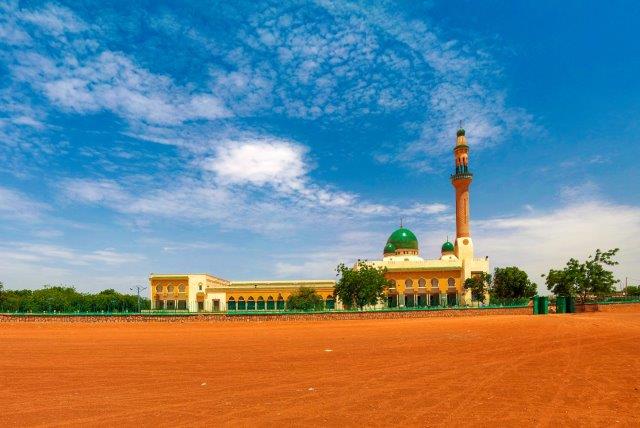 Full-service return flights from Paris to Niamey, Niger for €436!