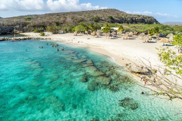 Full-service direct flights from Brussels to Curacao for €499!